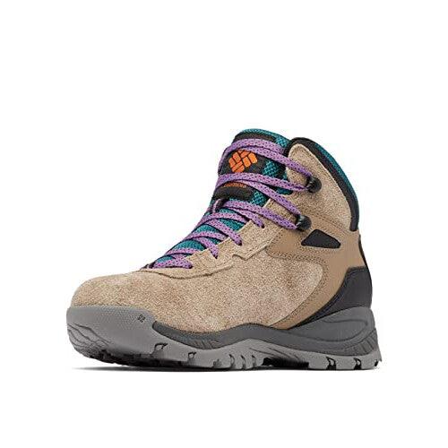 Columbia Women's Newton Ridge Bc Hiking Shoe, Wet Sand/Cedar, 7